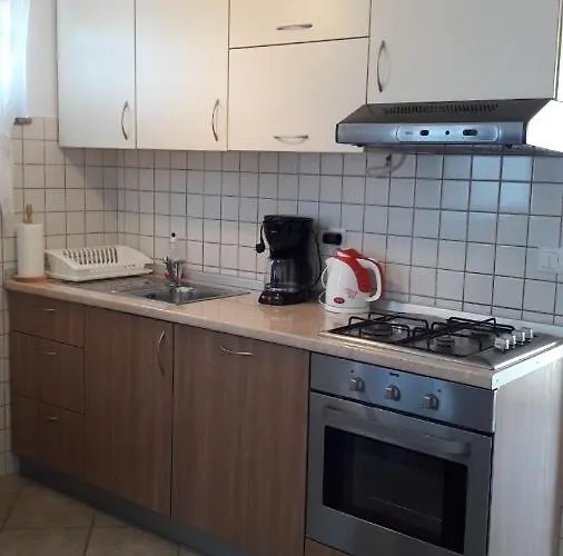 Lucija Hotel *