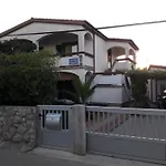 فندق Lucija