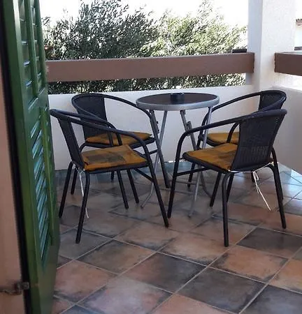 Ξενοδοχείο Lucija *