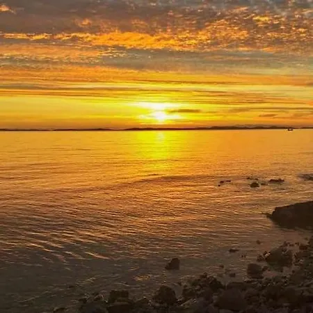 Ξενοδοχείο Lucija